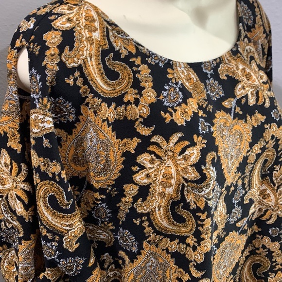 Michael Michael Kors Women's Plus Cold Shoulder Paisley Top Size Large - Picture 6 of 8